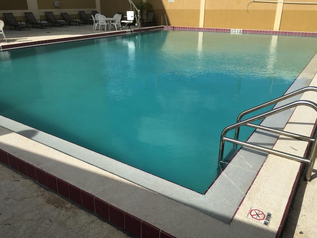 Quality Inn & Suites Winter Park Village Area Orlando Dış mekan fotoğraf