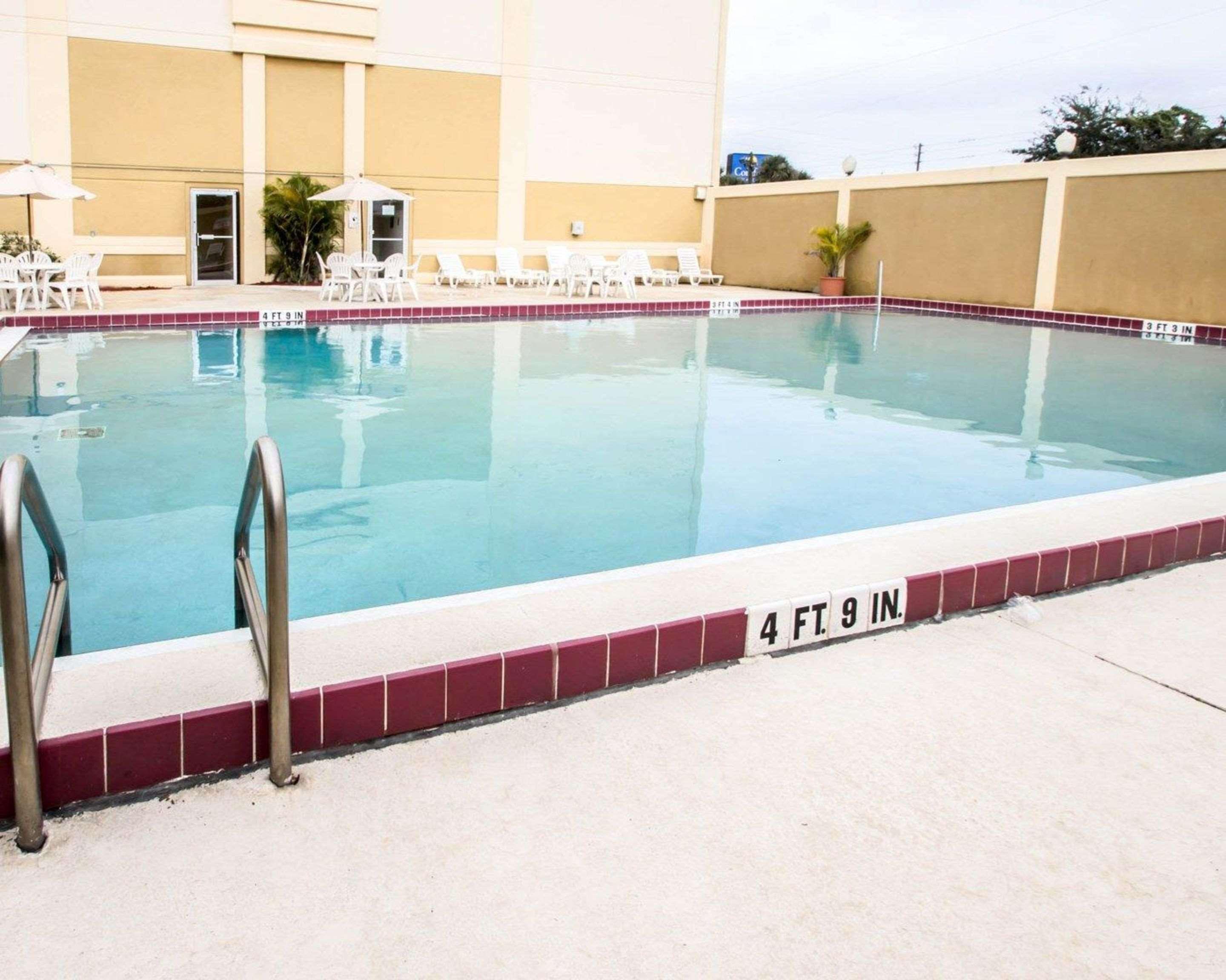 Quality Inn & Suites Winter Park Village Area Orlando Dış mekan fotoğraf