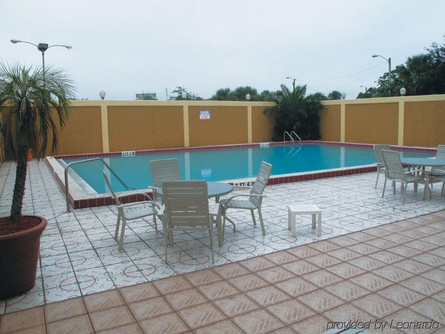 Quality Inn & Suites Winter Park Village Area Orlando Konforlar fotoğraf